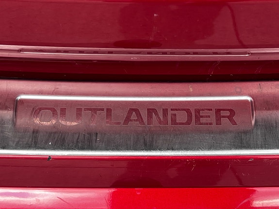 Mitsubishi Outlander 17 of 30