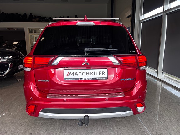 Mitsubishi Outlander 13 of 30