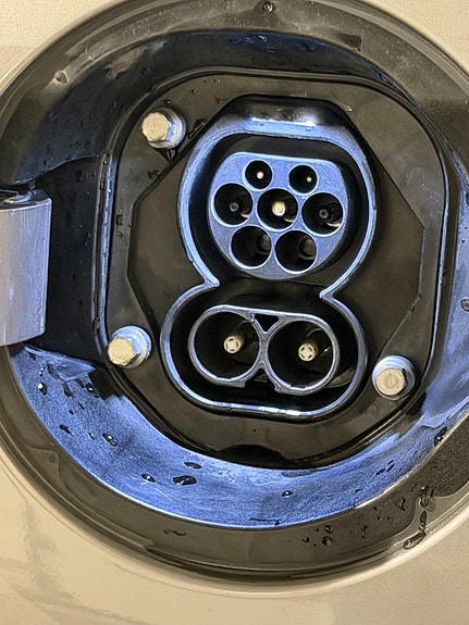 Hyundai IONIQ 28 of 30