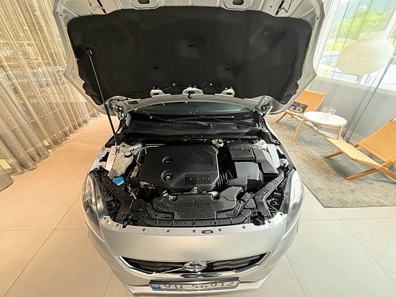 Volvo V40 12 of 20