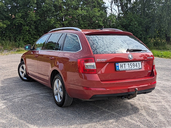 Skoda Octavia 3 of 16