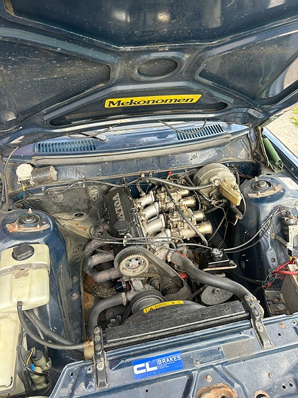 Volvo 240 5 of 11