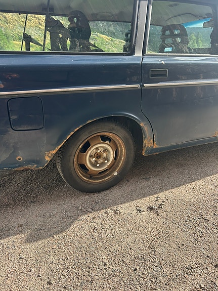 Volvo 240 10 of 11