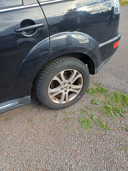 Mitsubishi Outlander 9 of 30