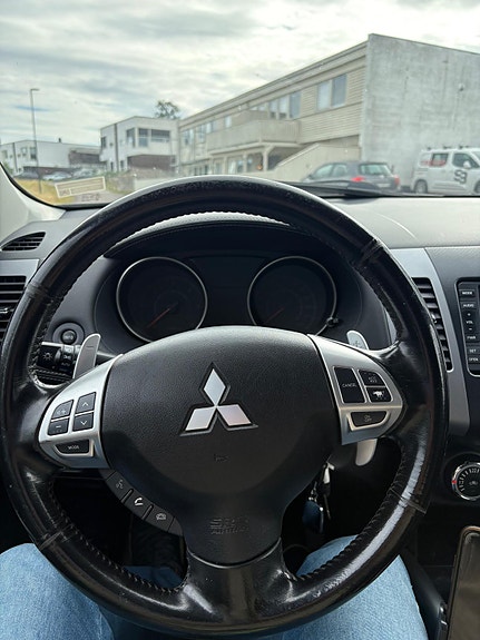 Mitsubishi Outlander 27 of 30