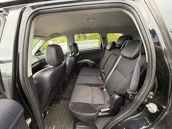Mitsubishi Outlander 26 of 30