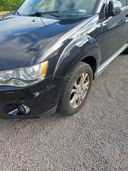 Mitsubishi Outlander 8 of 30