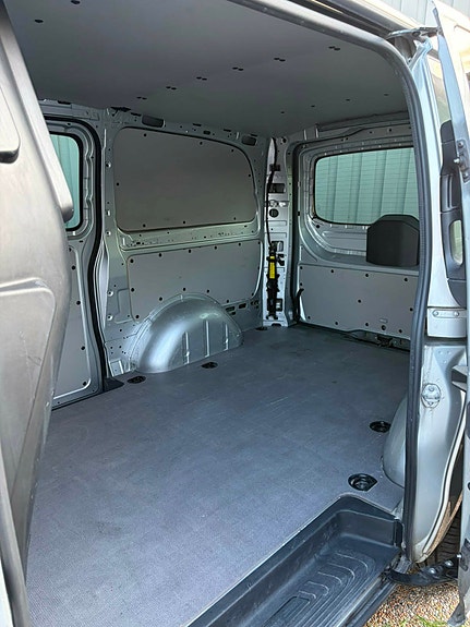 Mercedes-Benz Vito 119 9 of 11