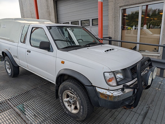Nissan King Cab 5 of 30