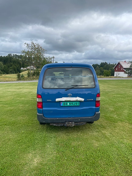 Toyota HiAce 5 of 30