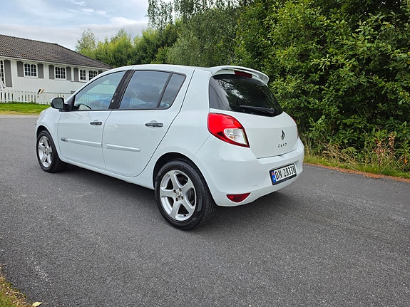 Renault Clio 5 of 25