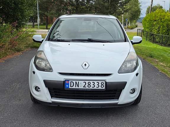 Renault Clio 2 of 25