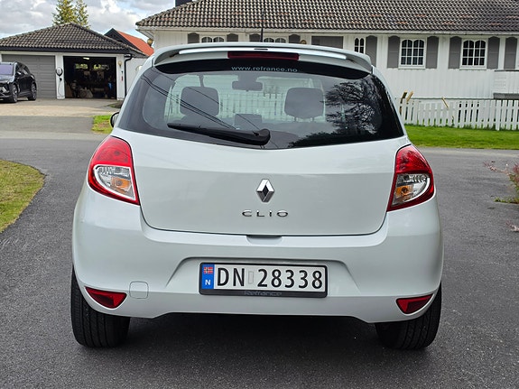 Renault Clio 6 of 25