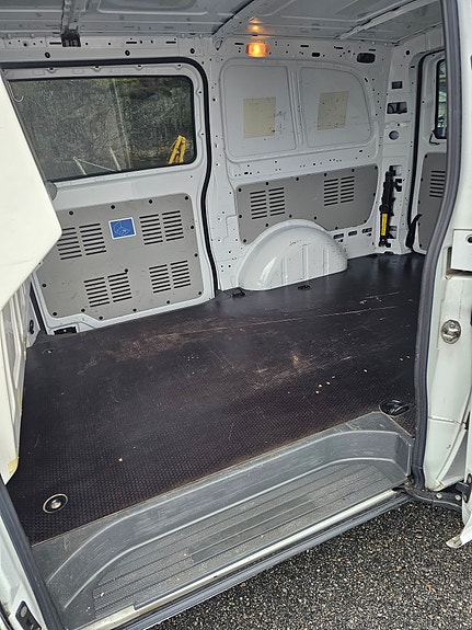 Mercedes-Benz Vito 113 9 of 15