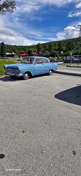 Ford Taunus 8 of 18