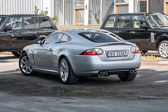 Jaguar XK 5 of 30
