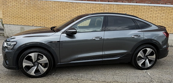 Audi e-tron Sportback 2 of 29