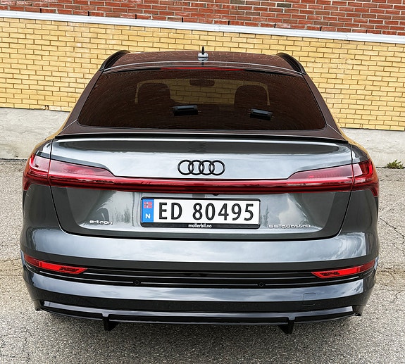 Audi e-tron Sportback 7 of 29