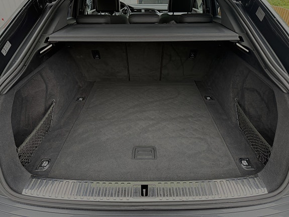 Audi e-tron 16 of 27