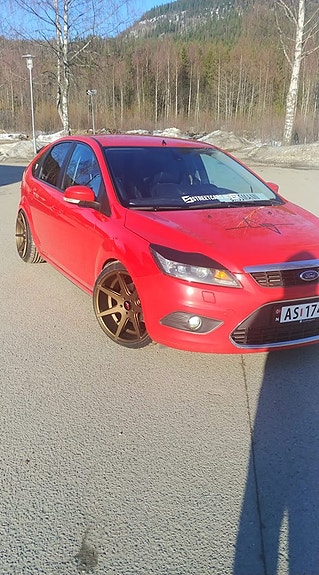 Ford Focus 2 of 10