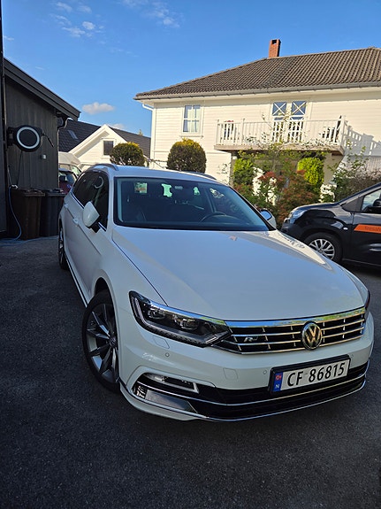 Volkswagen Passat 6 of 19