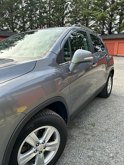 Chevrolet Trax 11 of 30