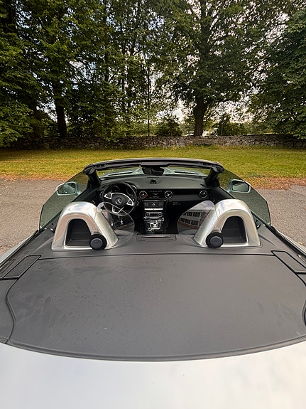 Mercedes-Benz SLC180 15 of 30