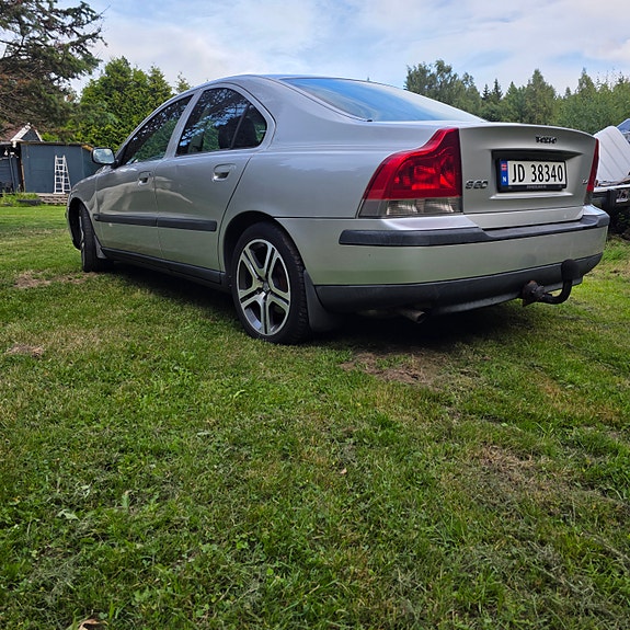 Volvo S60 4 of 8