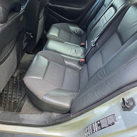 Volvo S60 8 of 8