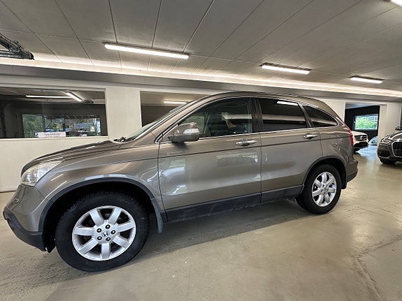 Honda CR-V 9 of 17