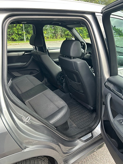 BMW X3 9 of 13