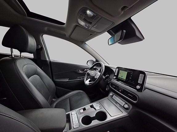 Hyundai Kona 11 of 28