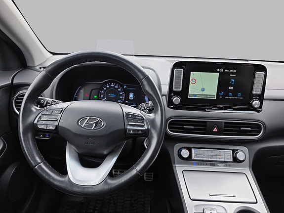 Hyundai Kona 15 of 28