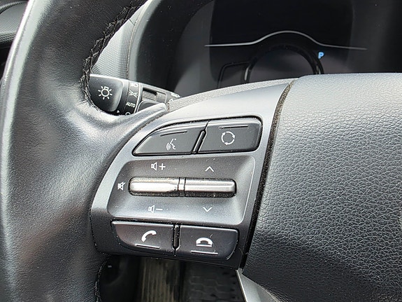Hyundai Kona 17 of 28