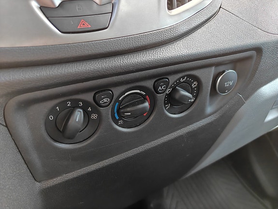 Ford Transit 18 of 29