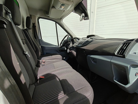 Ford Transit 23 of 29
