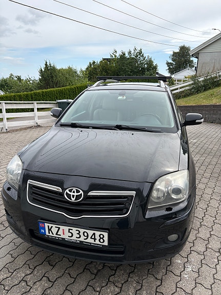 Toyota Avensis 15 of 18
