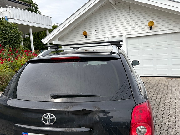 Toyota Avensis 18 of 18