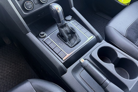Volkswagen Amarok 13 of 17