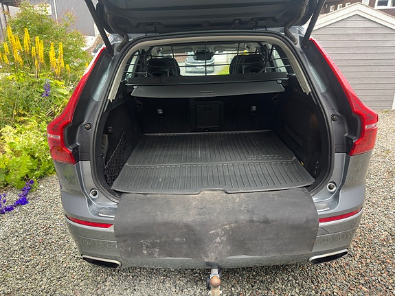 Volvo XC60 8 of 18