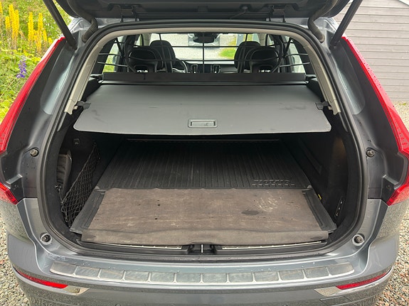 Volvo XC60 9 of 18