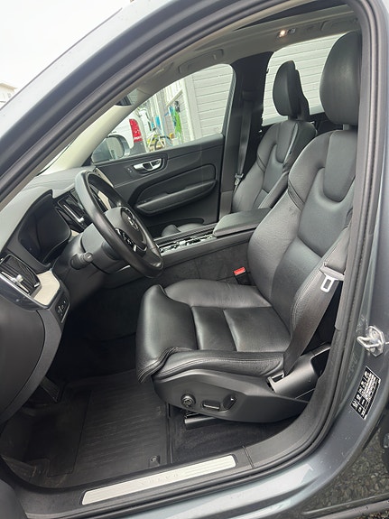Volvo XC60 15 of 18