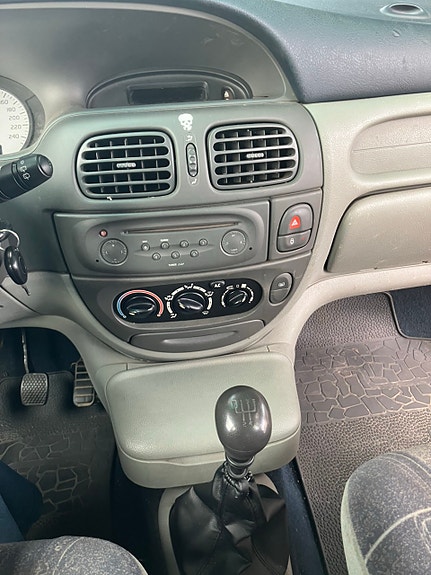 Renault Megane 13 of 20