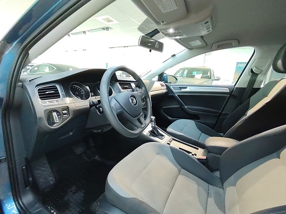 Volkswagen Golf 11 of 18