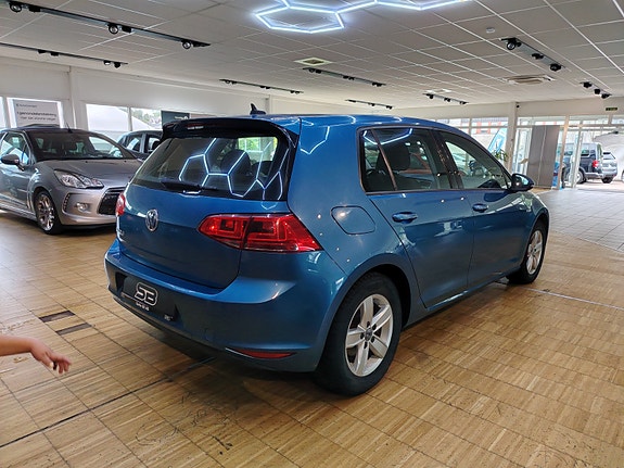 Volkswagen Golf 6 of 18