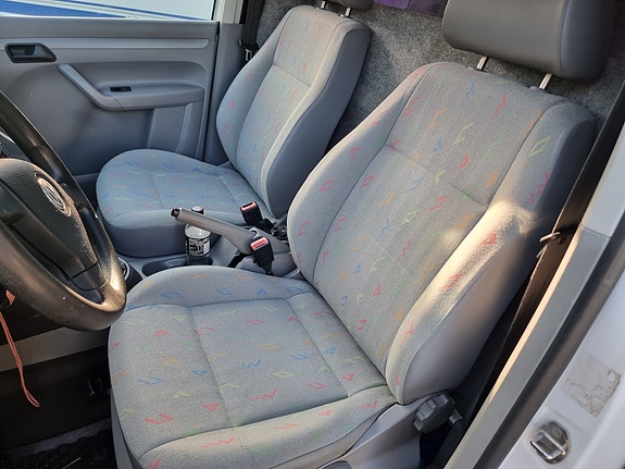 Volkswagen Caddy Maxi 20 of 30