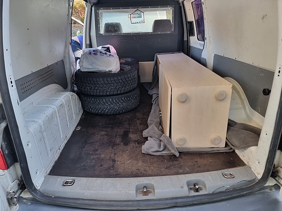 Volkswagen Caddy Maxi 9 of 30