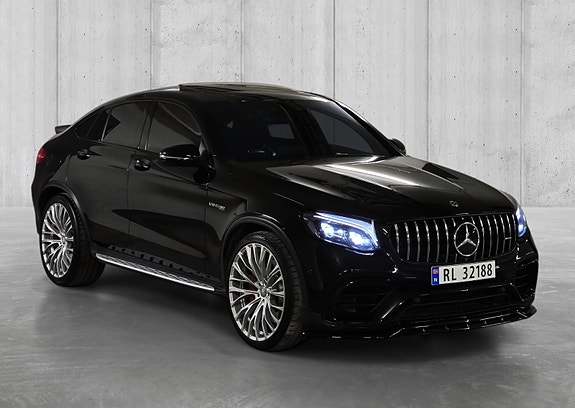 Mercedes-Benz GLC63 17 of 30