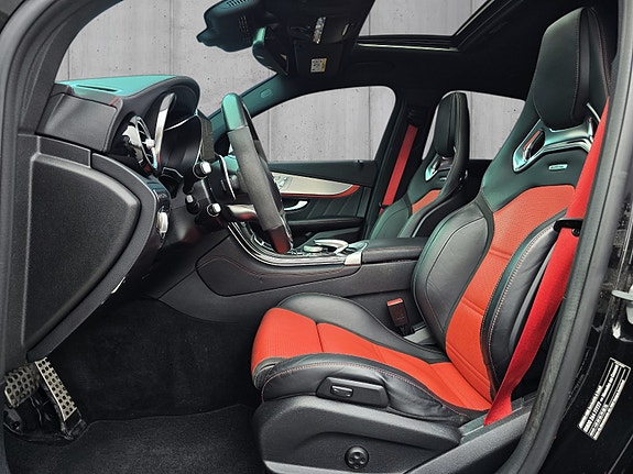 Mercedes-Benz GLC63 13 of 30