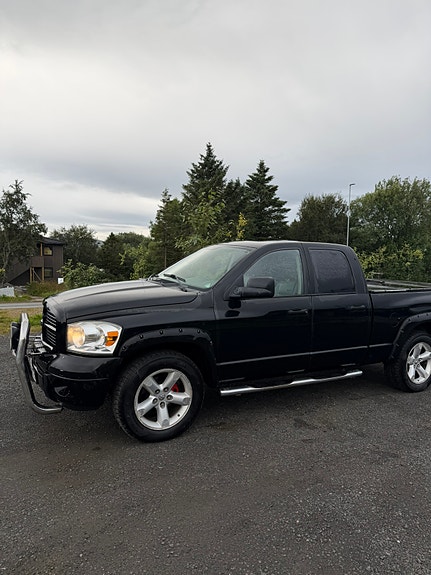 Dodge RAM 2 of 17